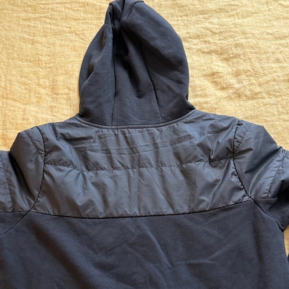 The North Face quilted sweatshirt - Picture 13 of 17